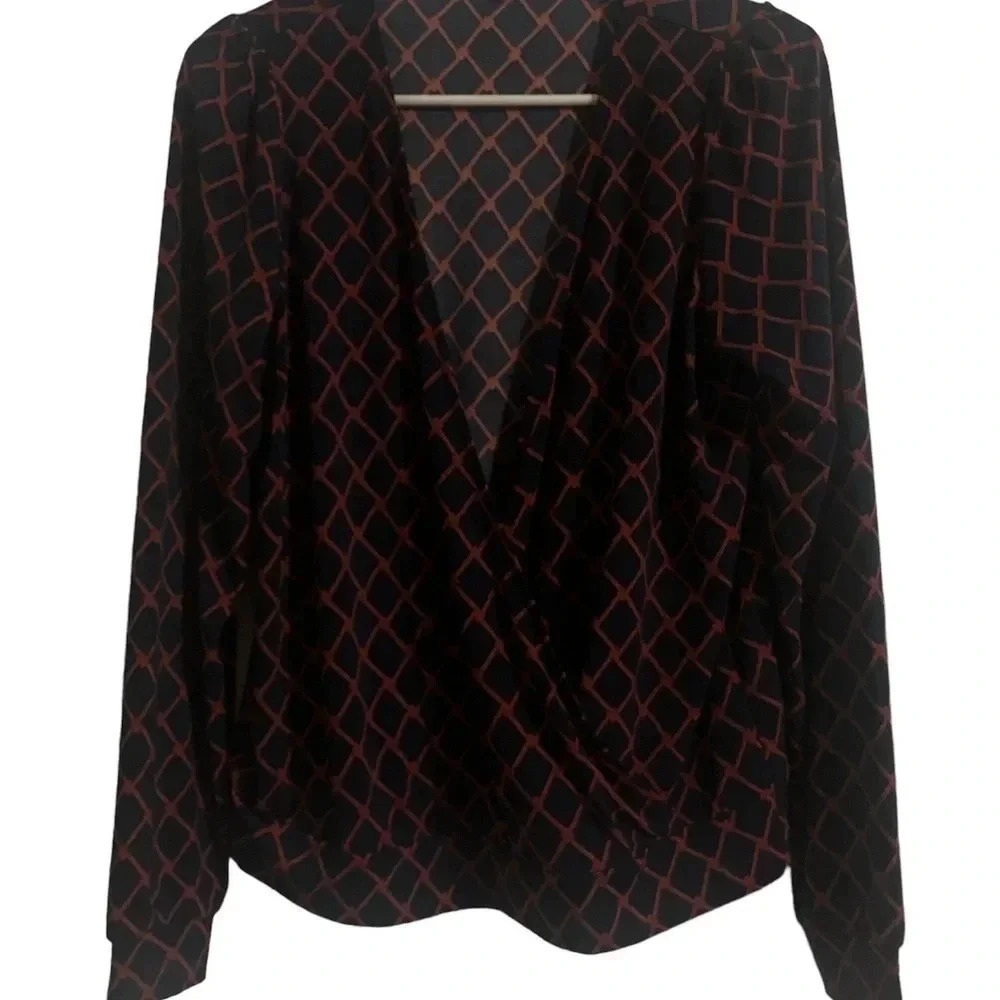 Banana Republic V-Neck Blouse - Size Small